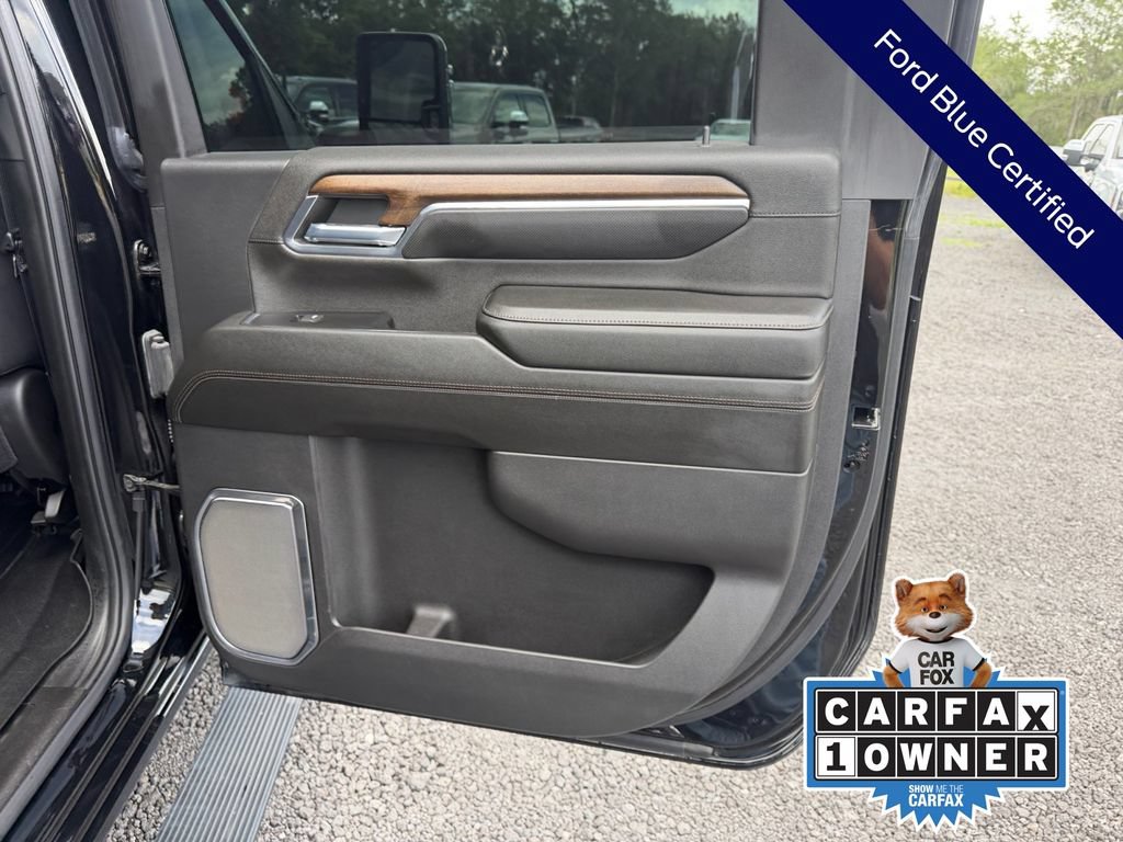 Used 2024 Chevrolet Silverado 2500 High Country w/ Technology Package AWD/4WD image 28