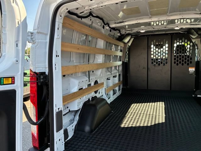Certified 2025 Ford Transit 250 Low Roof w/ Exterior Upgrade Package RWD image 12