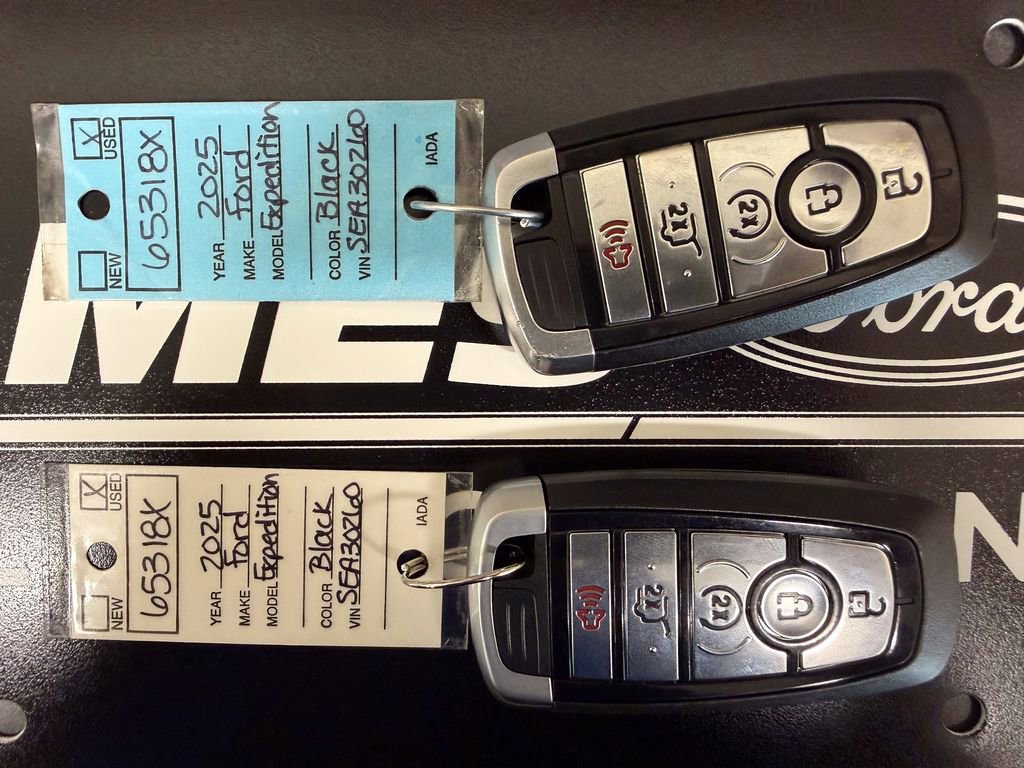 Certified 2025 Ford Expedition Active image 34