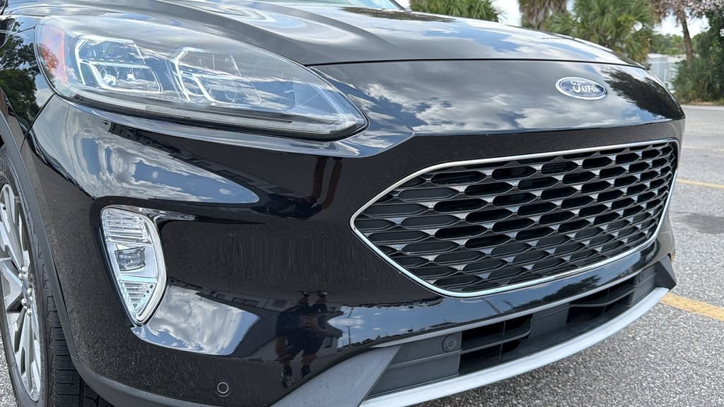 Certified 2022 Ford Escape Titanium FWD image 10