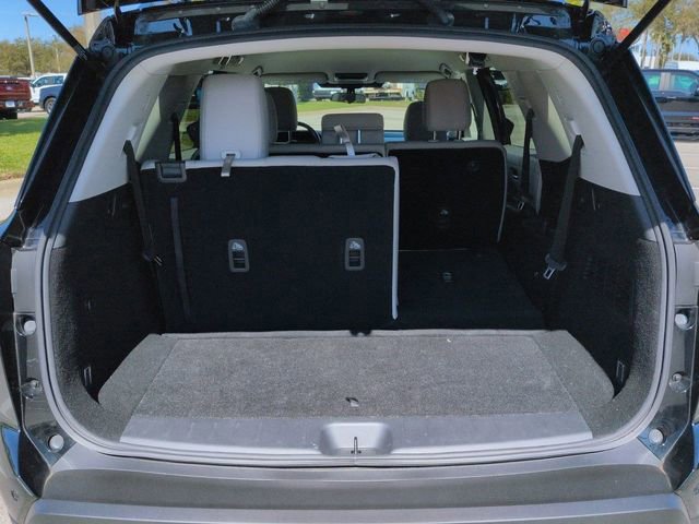 Used 2022 Nissan Pathfinder SV image 13