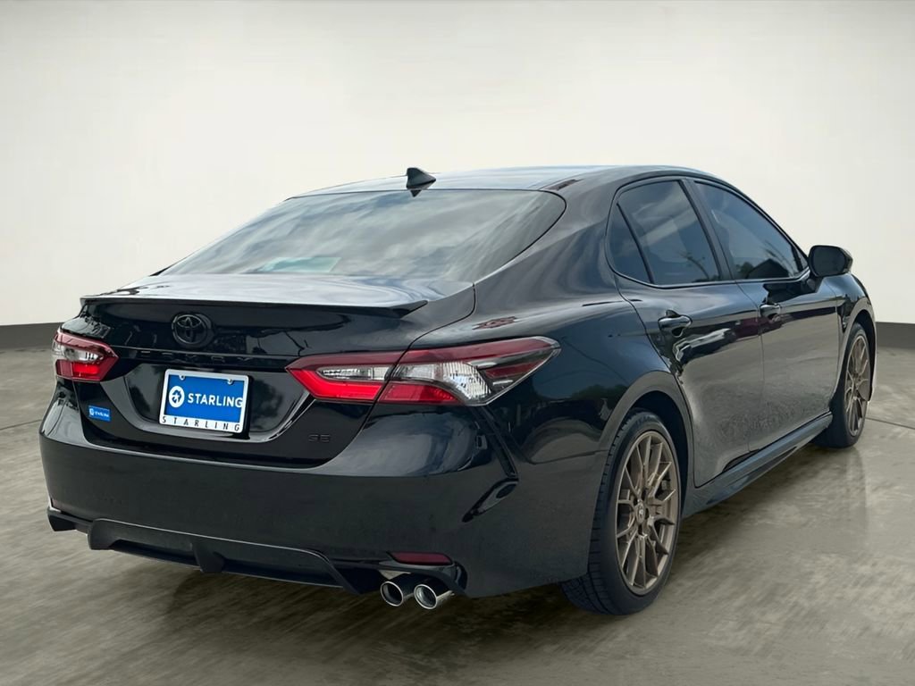 Used 2024 Toyota Camry SE w/ Convenience Package FWD image 7