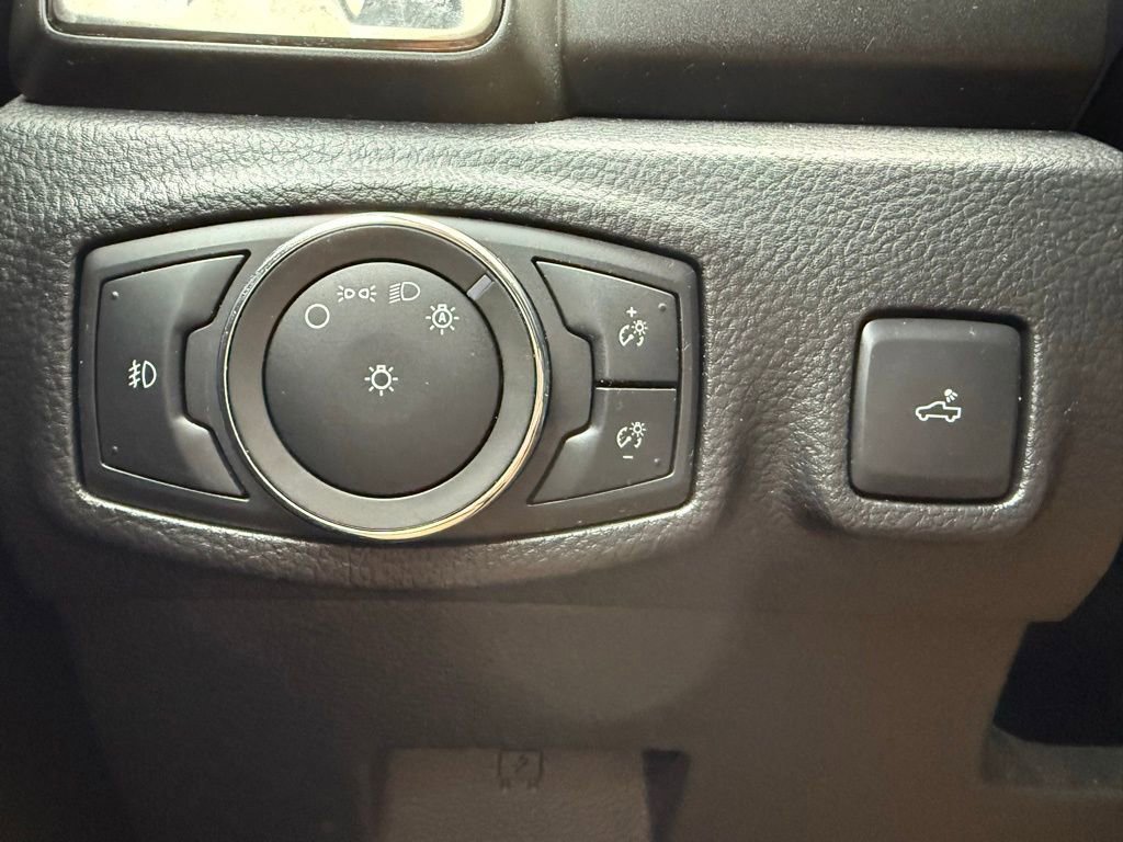 Certified 2022 Ford Ranger Lariat w/ Tremor Off-Road Package image 21