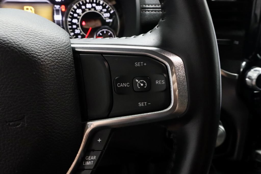 Used 2023 RAM 1500 Laramie AWD/4WD image 30
