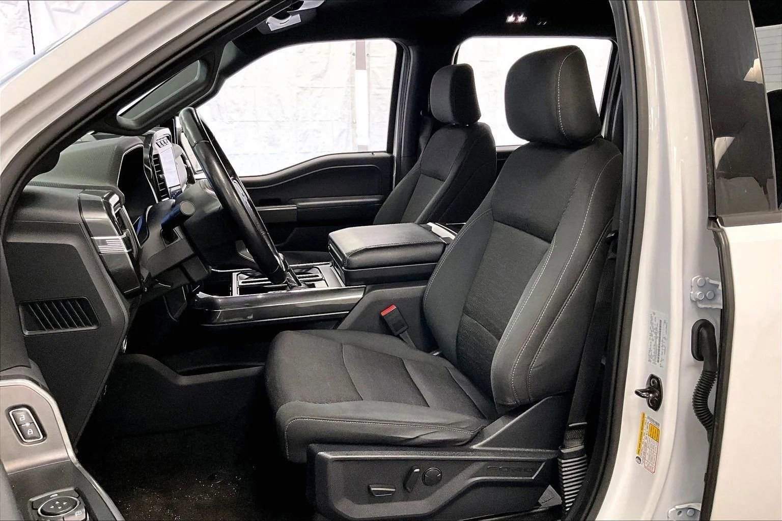 Certified 2022 Ford F150 XLT w/ Equipment Group 302A High image 24