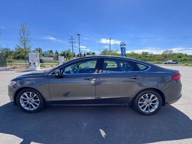 Certified 2017 Ford Fusion SE FWD image 7