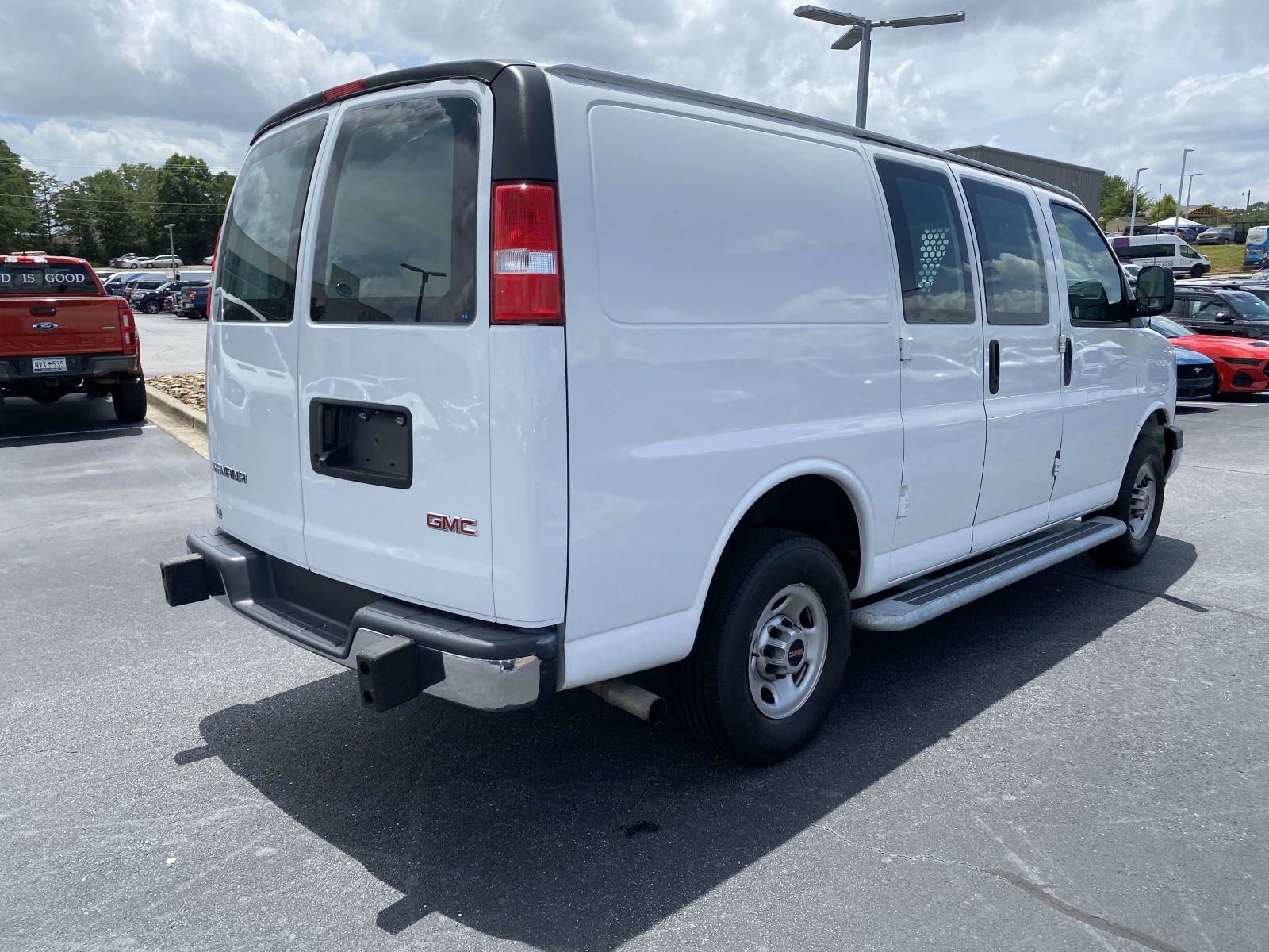 Used 2024 GMC Savana 2500 w/ Driver Convenience Package RWD image 7
