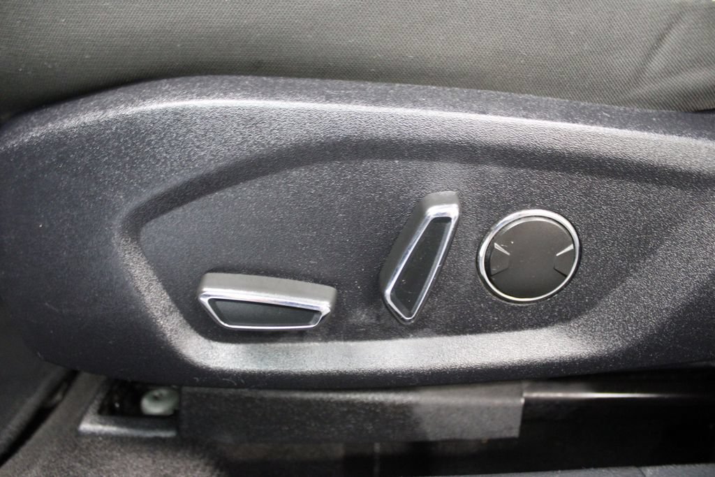 Certified 2020 Ford Fusion SE FWD image 18