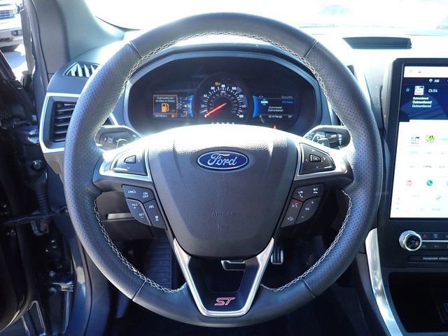 Certified 2024 Ford Edge ST image 24