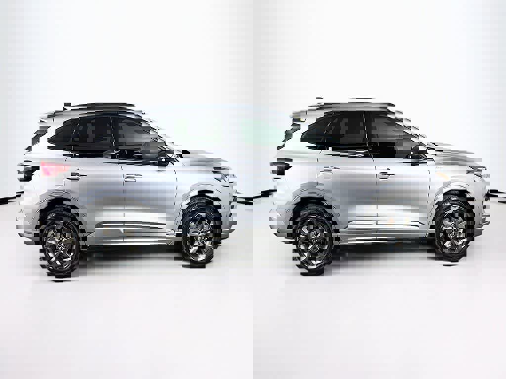 Certified 2023 Ford Escape ST-Line image 26