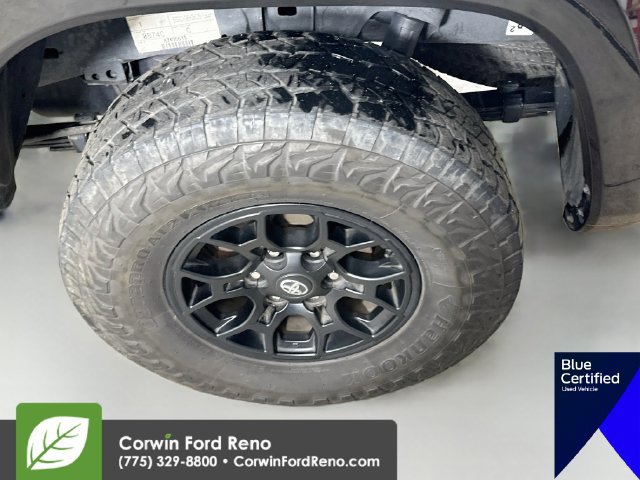 Used 2022 Toyota Tacoma SR5 RWD image 31