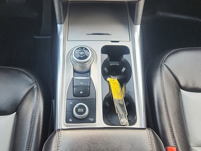 Certified 2023 Ford Explorer XLT w/ Equipment Group 202A image 18