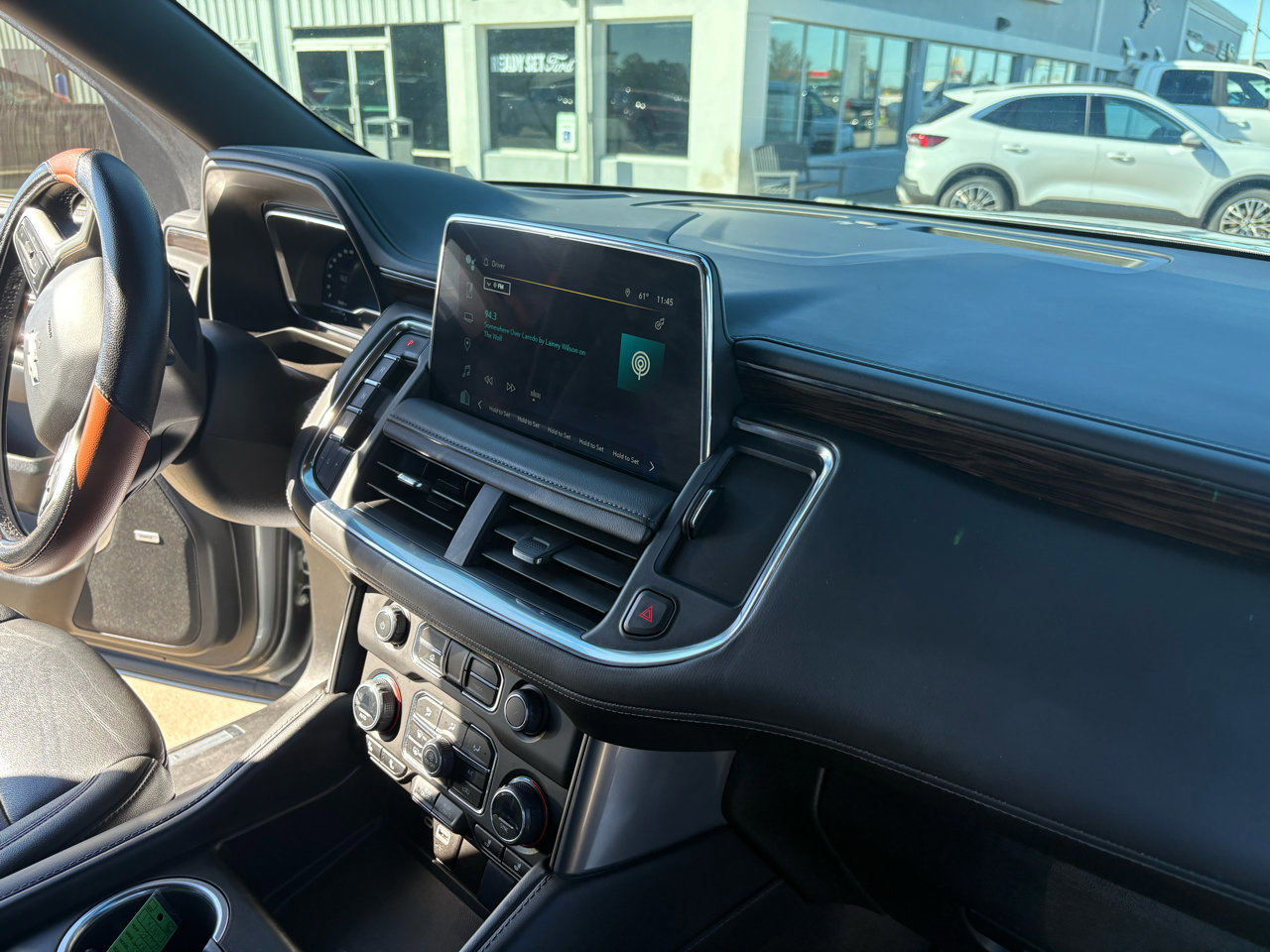 Used 2023 Chevrolet Tahoe LT w/ Luxury Package image 56