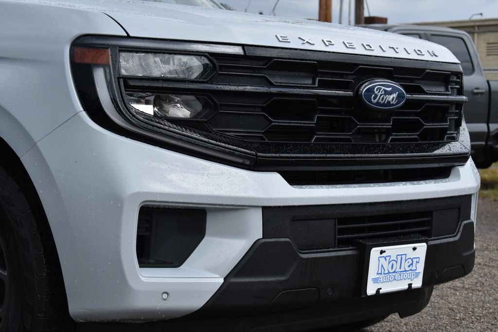 Certified 2025 Ford Expedition Max Active AWD/4WD image 5