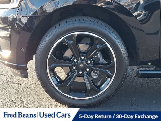 Certified 2022 Ford Expedition Limited image 29