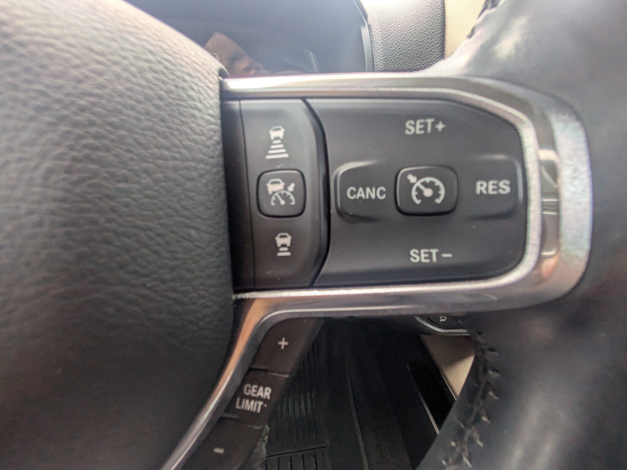 Used 2021 RAM 1500 Laramie AWD/4WD image 24