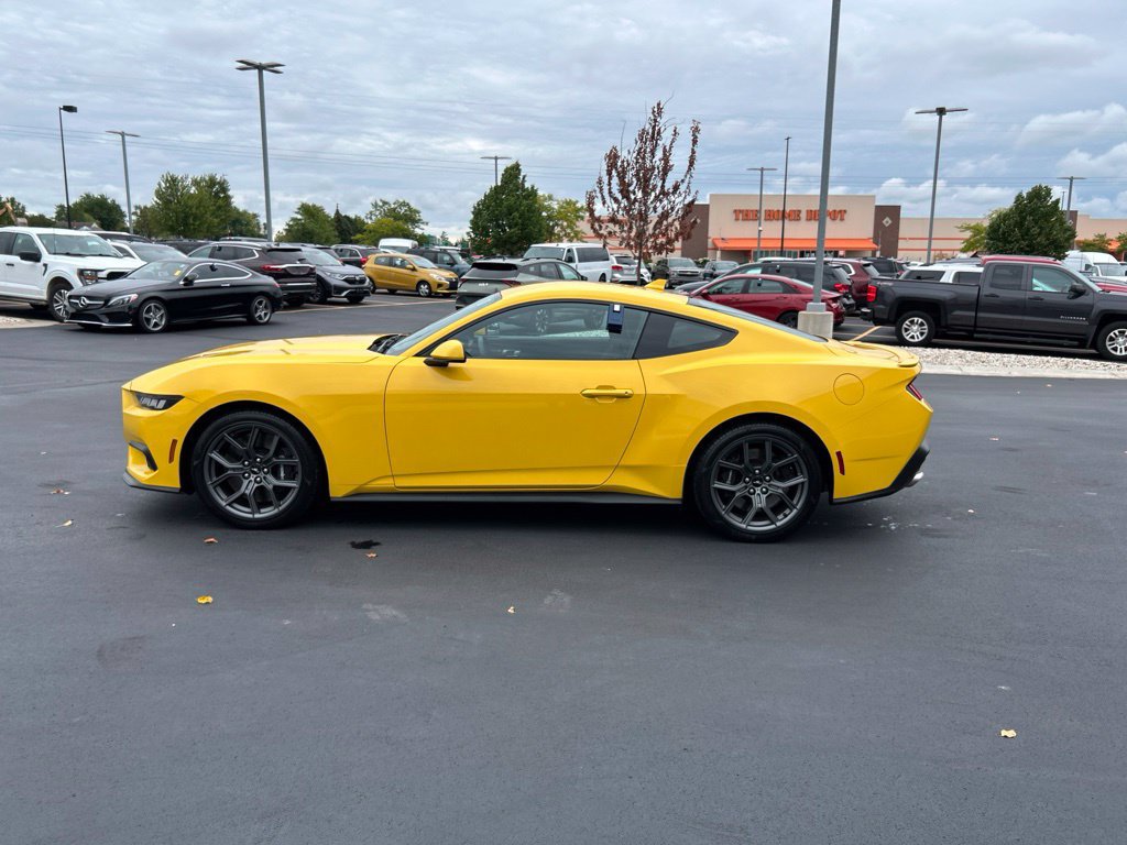 Certified 2024 Ford Mustang Coupe w/ 2.3L High Performance Package RWD image 9