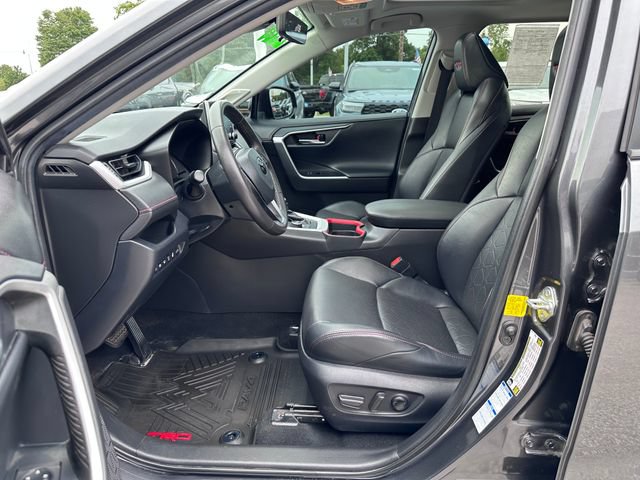 Used 2020 Toyota RAV4 TRD Off-Road AWD/4WD image 11