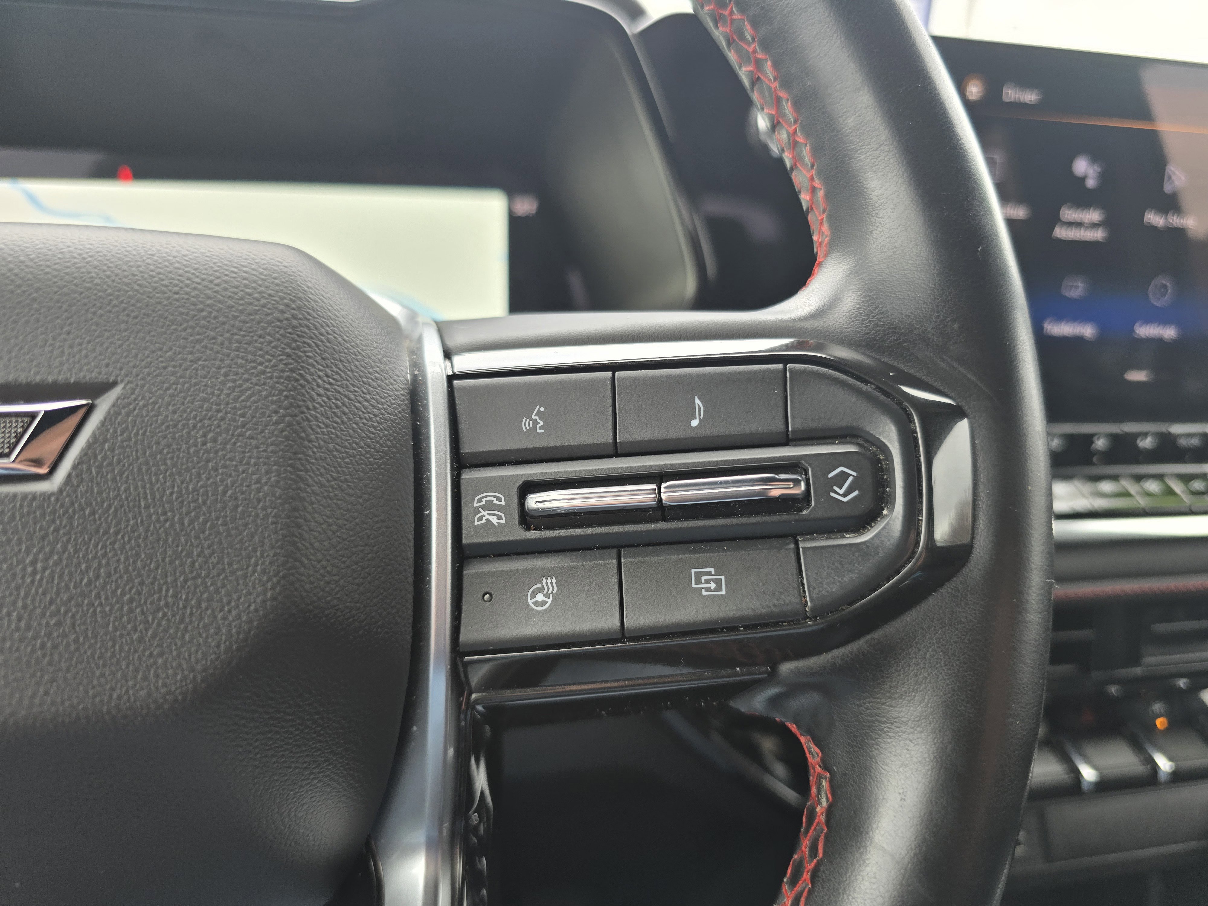 Used 2024 Chevrolet Colorado Z71 w/ Z71 Convenience Package 2 image 21