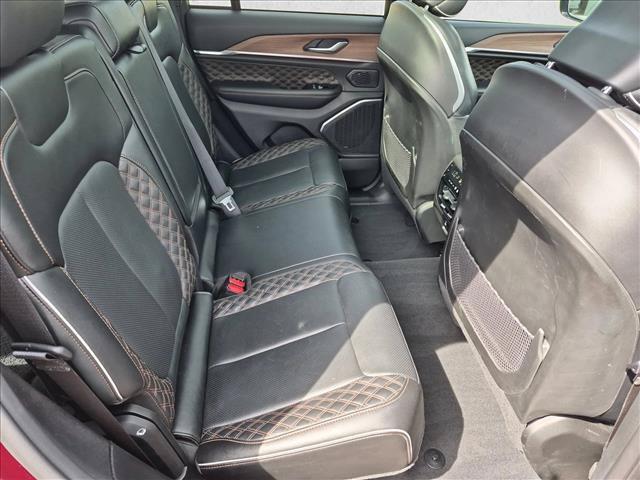 Used 2023 Jeep Grand Cherokee Summit w/ Adv Protech Group IV AWD/4WD image 22
