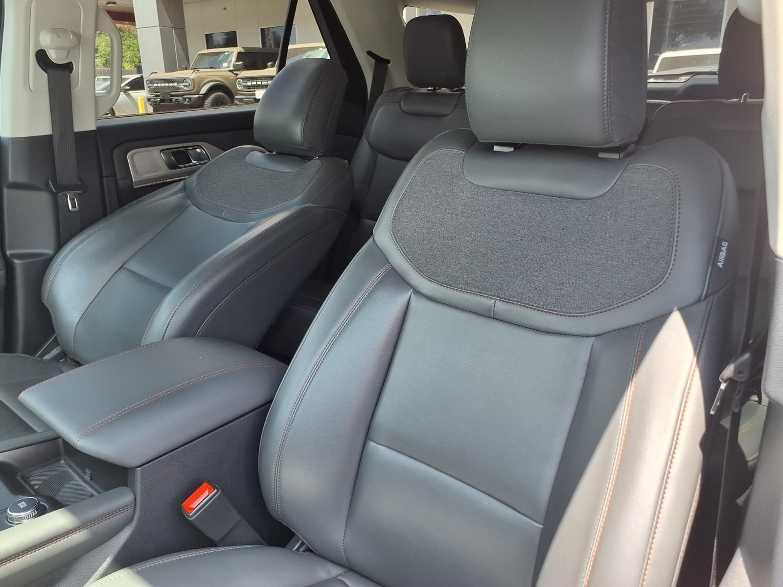 Certified 2025 Ford Explorer Active w/ Active Comfort Package RWD image 15
