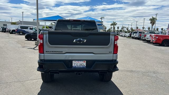 Used 2025 Chevrolet Silverado 1500 LT Trail Boss w/ Convenience Package II AWD/4WD image 4