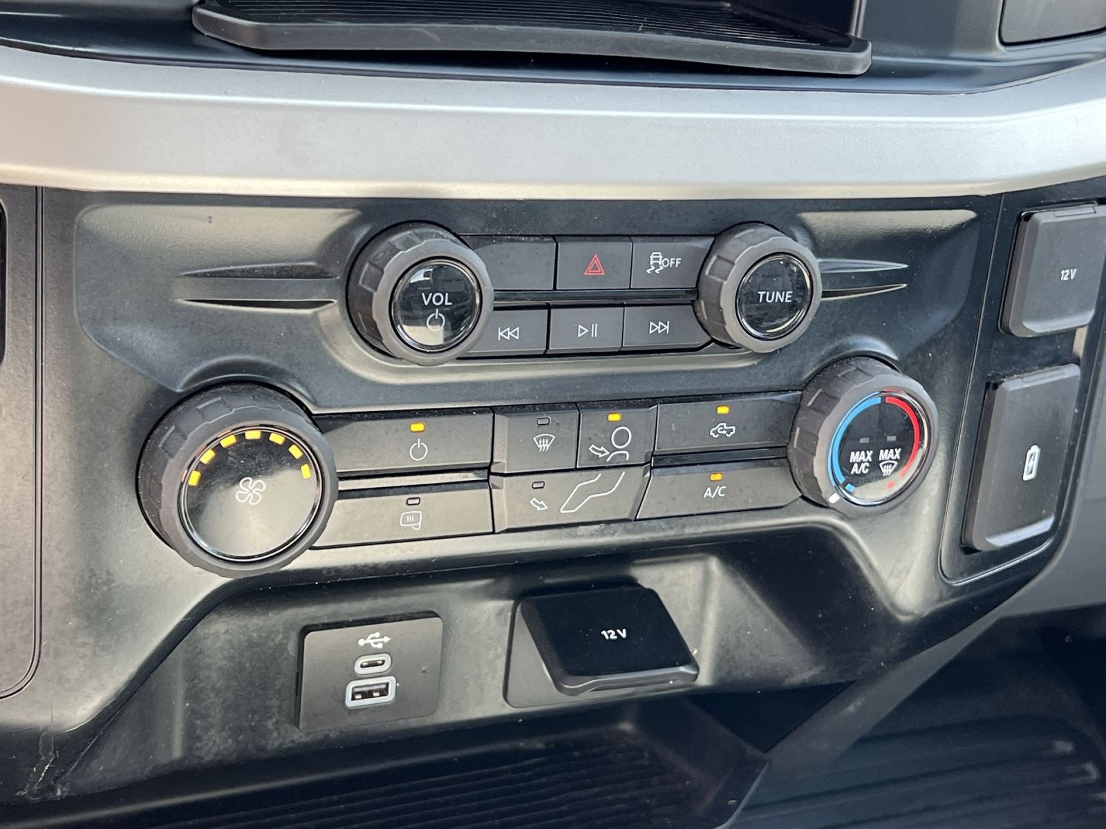 Certified 2026 Ford F250 XL AWD/4WD image 19
