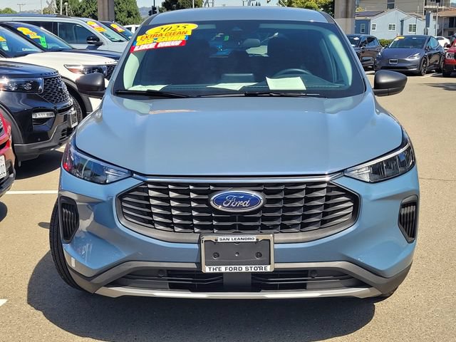 Certified 2025 Ford Escape Active FWD image 2