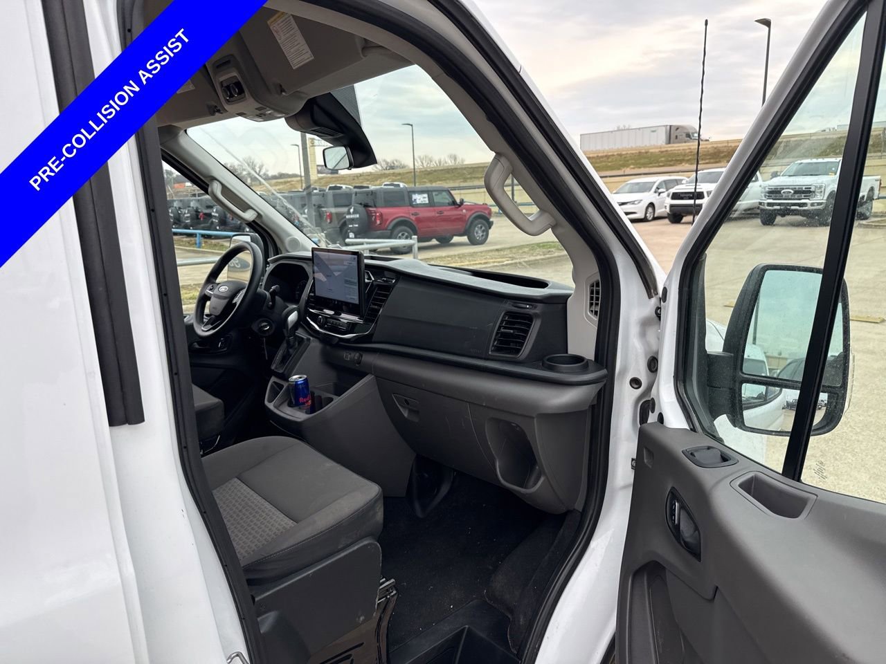 Certified 2025 Ford Transit 350 XLT image 15