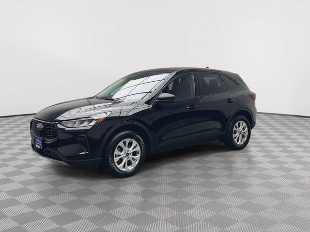 Certified 2025 Ford Escape Active AWD/4WD image 30