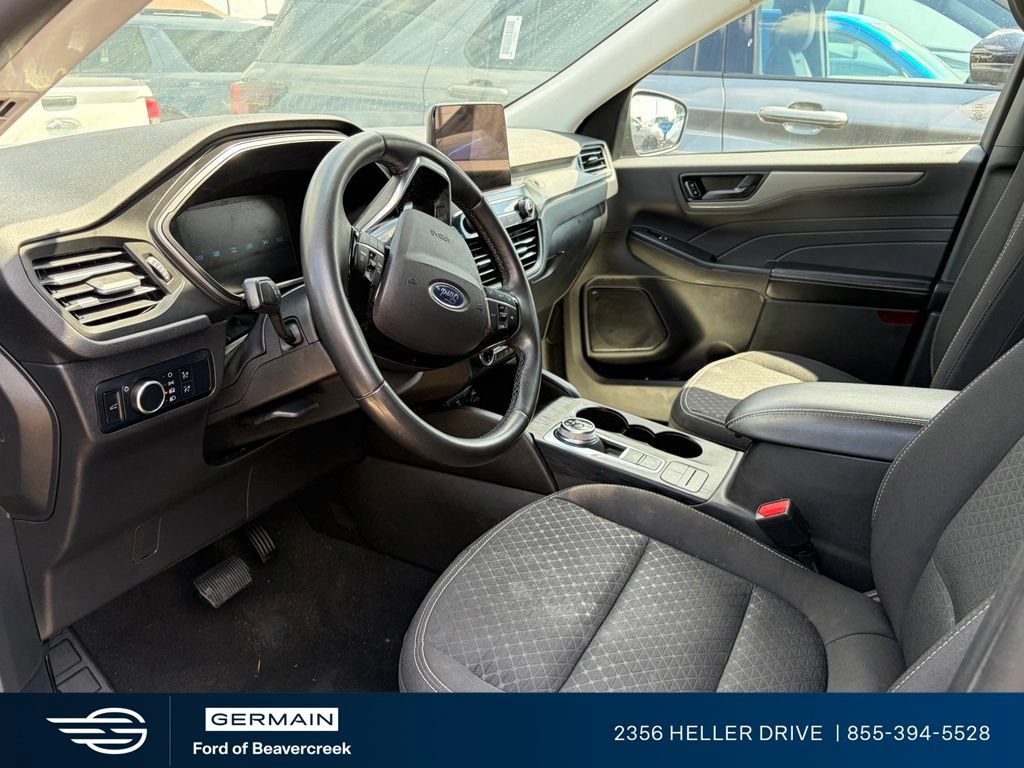 Certified 2024 Ford Escape Active w/ Cold Weather Package FWD image 3