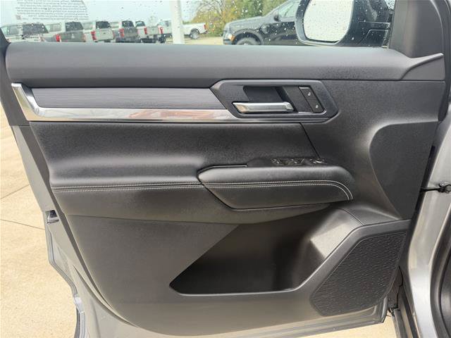Used 2026 GMC Terrain Elevation AWD/4WD image 10