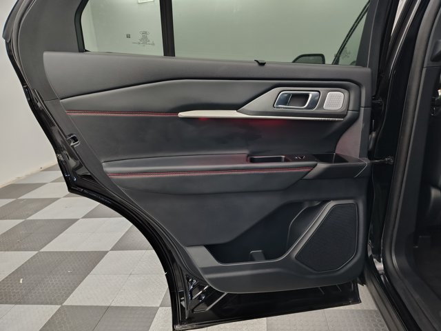 Certified 2025 Ford Explorer ST AWD/4WD image 12