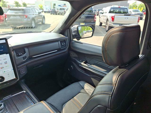 Certified 2023 Ford Expedition Max Platinum AWD/4WD image 11