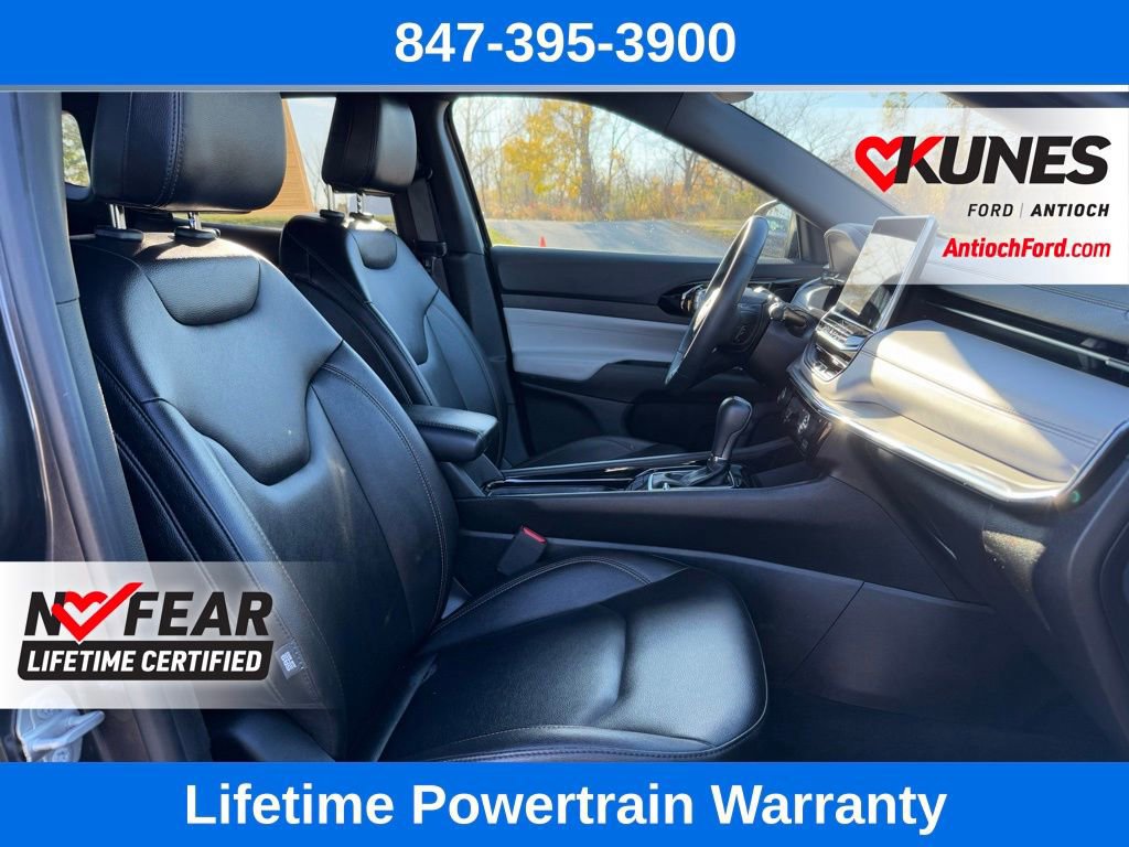 Used 2024 Jeep Compass Limited image 17