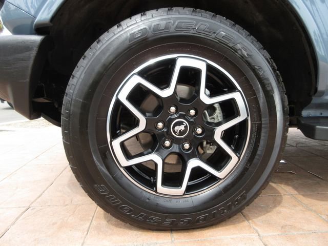 Certified 2024 Ford Bronco Outer Banks AWD/4WD image 9