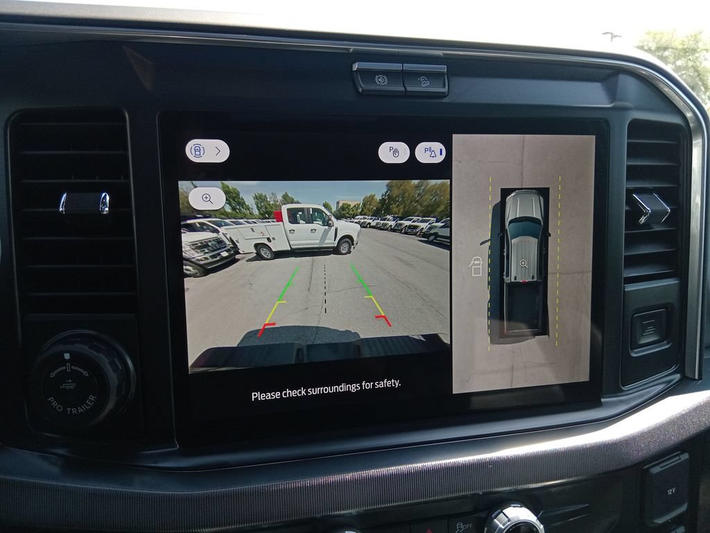 Certified 2025 Ford F350 Platinum AWD/4WD image 23