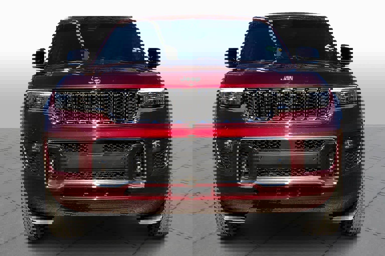 Used 2025 Jeep Grand Cherokee L Overland w/ Luxury Tech Group IV image 3