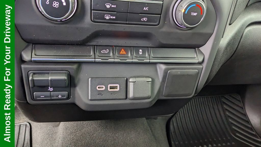 Used 2021 Chevrolet Silverado 1500 Custom image 28