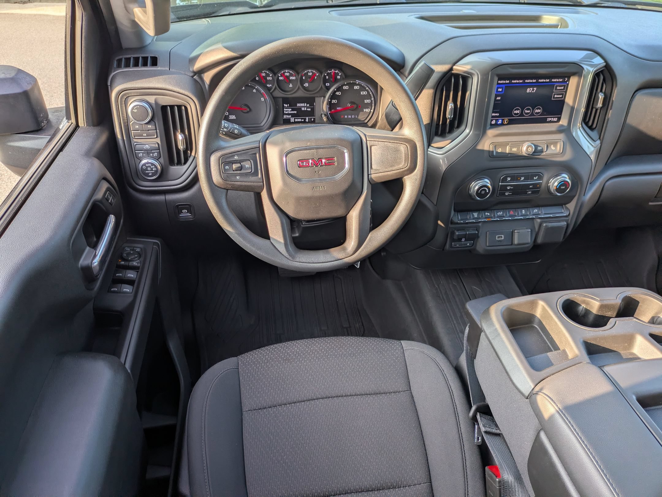 Used 2020 GMC Sierra 3500 4x4 Crew Cab w/ Gooseneck/5TH Wheel Package image 28