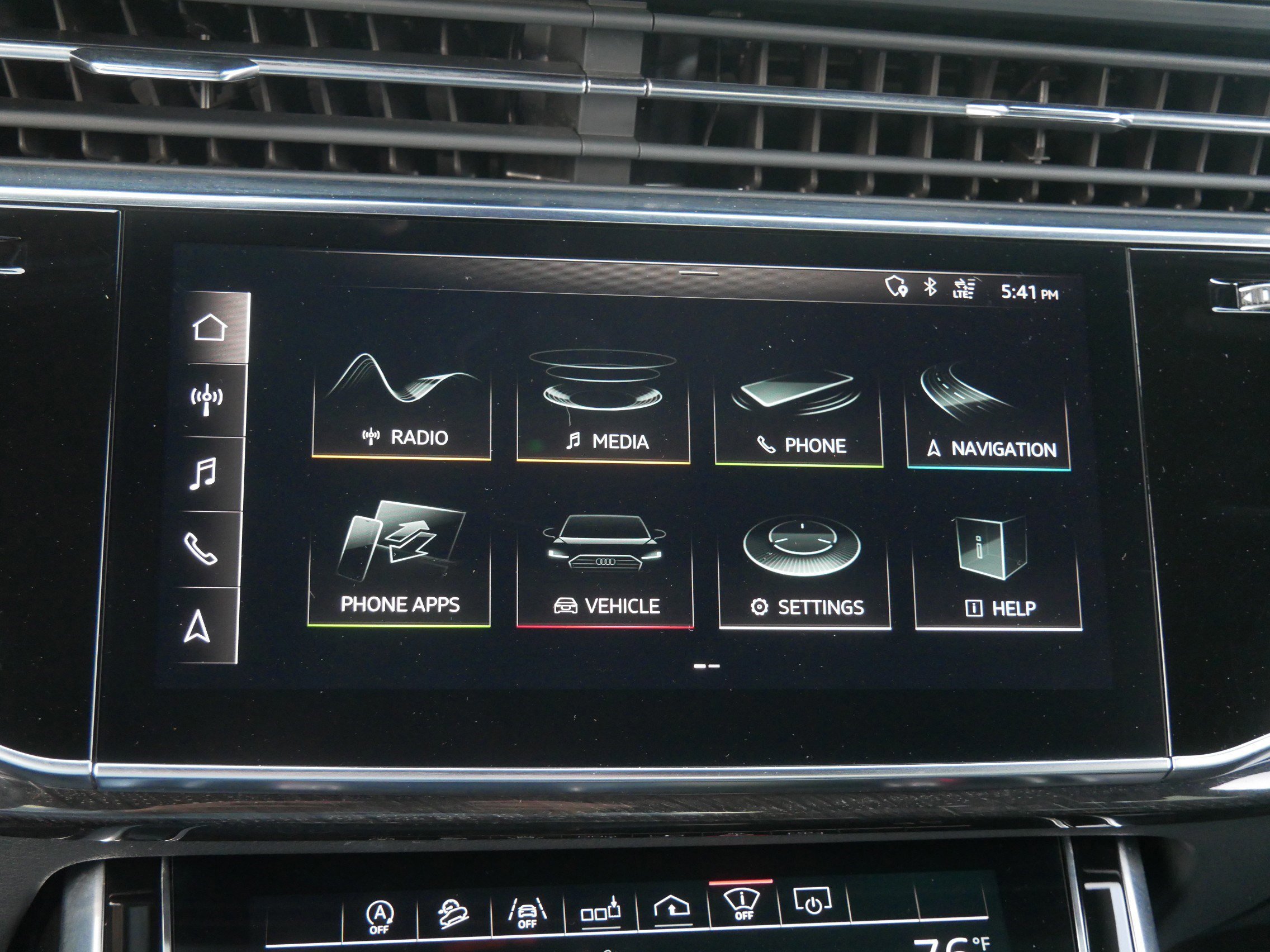 Used 2019 Audi Q8 Prestige image 21