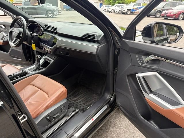 Used 2022 Audi Q3 2.0T Premium AWD/4WD image 26