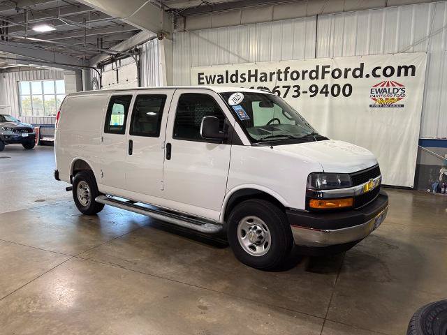 Used 2025 Chevrolet Express 2500 w/ Driver Convenience Package RWD image 2