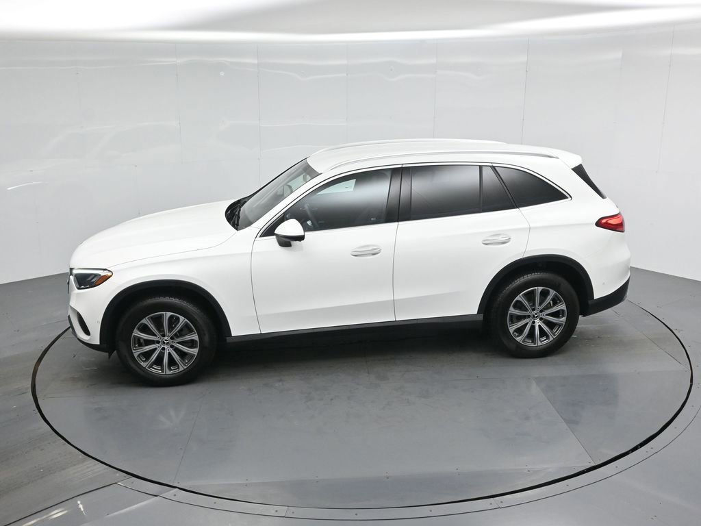 Used 2024 Mercedes-Benz GLC 300 image 23