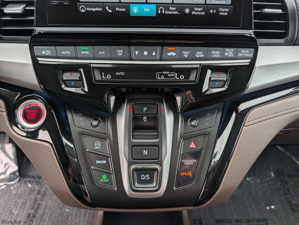 Used 2025 Honda Odyssey Touring image 12