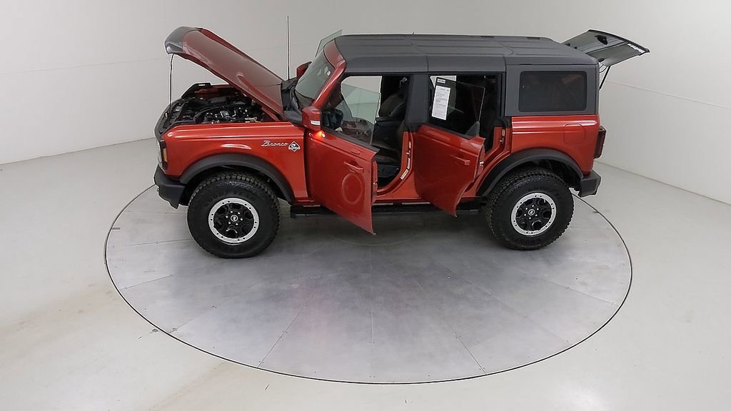 Certified 2022 Ford Bronco Outer Banks w/ Sasquatch Package AWD/4WD image 54
