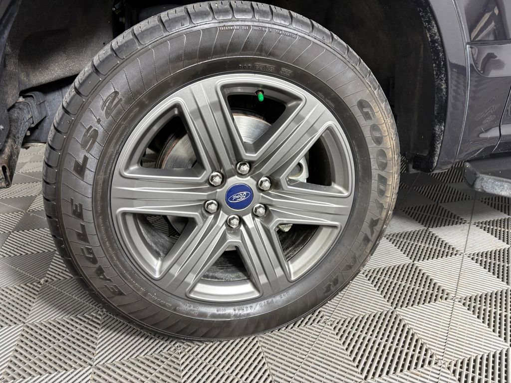 Certified 2020 Ford F150 Lariat w/ Equipment Group 502A Luxury image 10