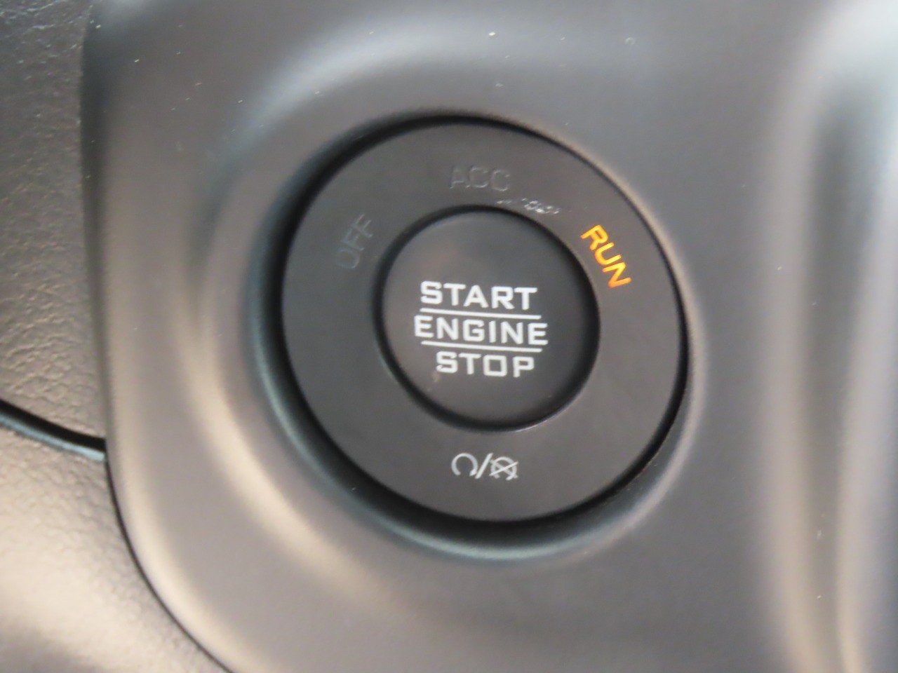 Used 2021 Jeep Wrangler Unlimited Sahara AWD/4WD image 29
