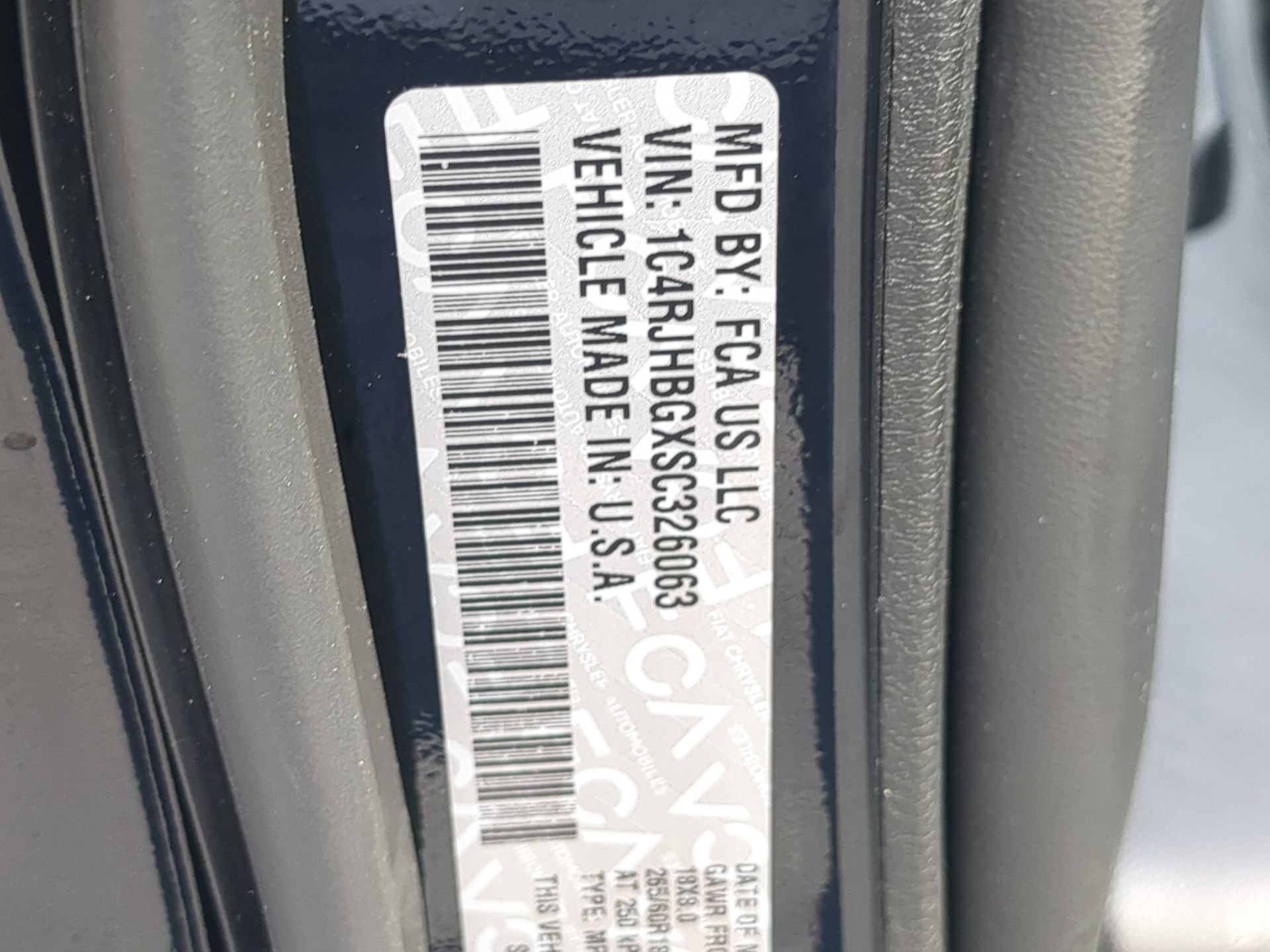 Used 2025 Jeep Grand Cherokee Limited AWD/4WD image 74