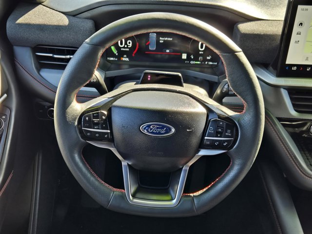 Certified 2025 Ford Explorer ST-Line w/ Premium Package AWD/4WD image 14